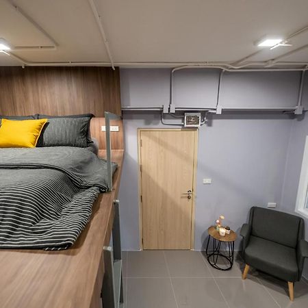 C2 Stay Phayathai Бангкок Экстерьер фото