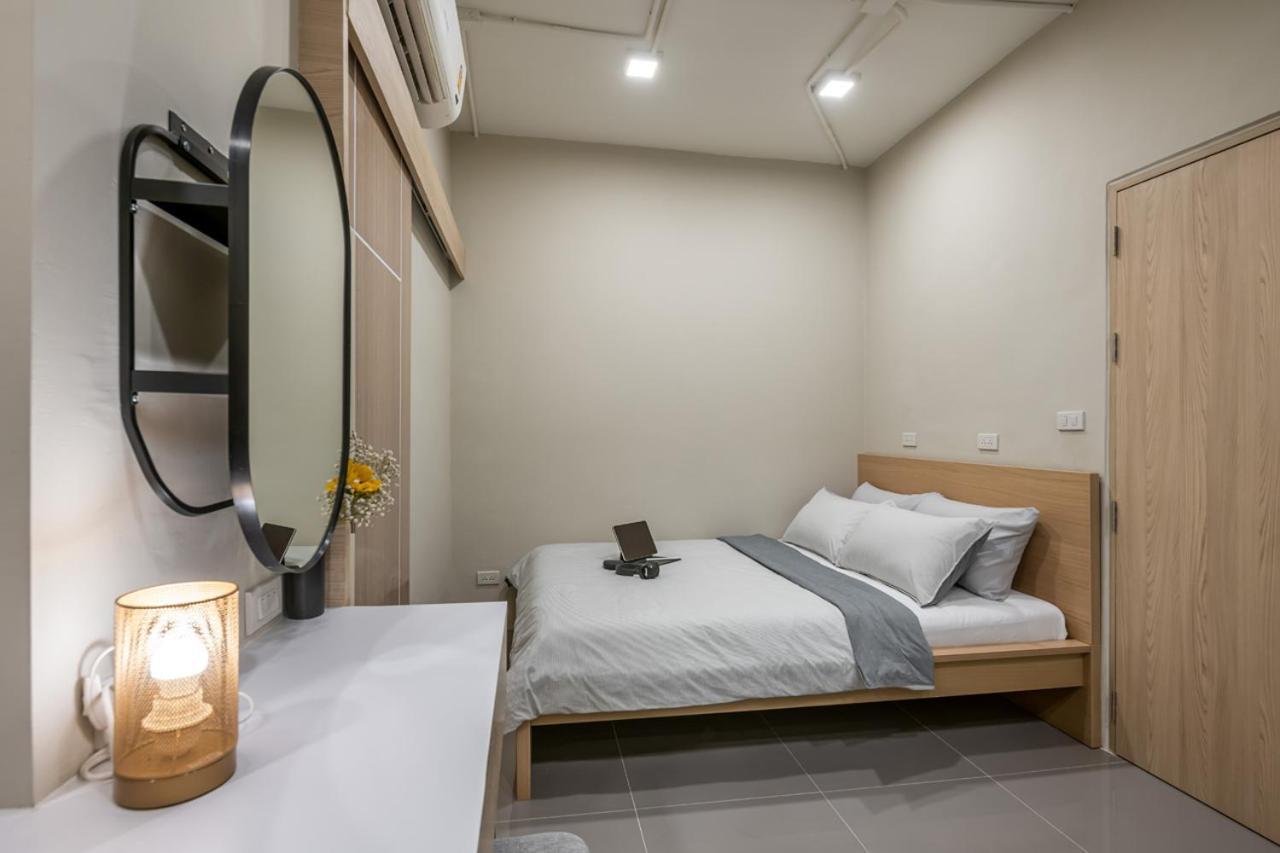 C2 Stay Phayathai Бангкок Экстерьер фото